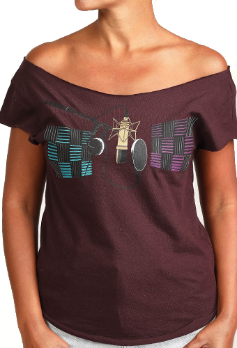 Estilo Clothing™ Studio Microphone Cut Boat Neck T-shirt, Oxblood