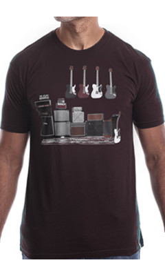 Estilo Clothing™ Amped Up Electric Bass Guitar & Amps T-shirt, Oxblood