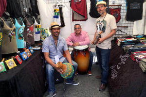 Estilo Clothing | Art Apparel - Style, Music, Culture