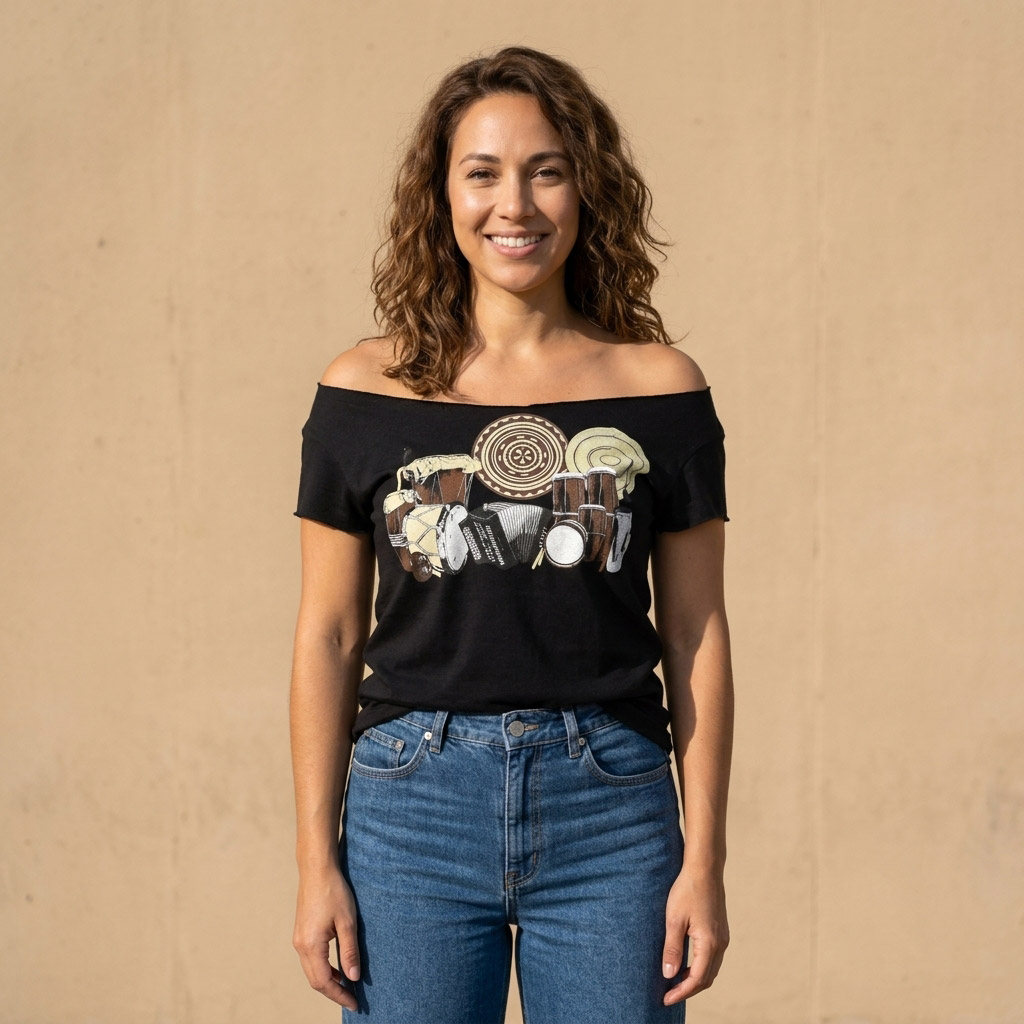 La Cumbia de Colombia y Panama Cut Boat Neck T-shirt